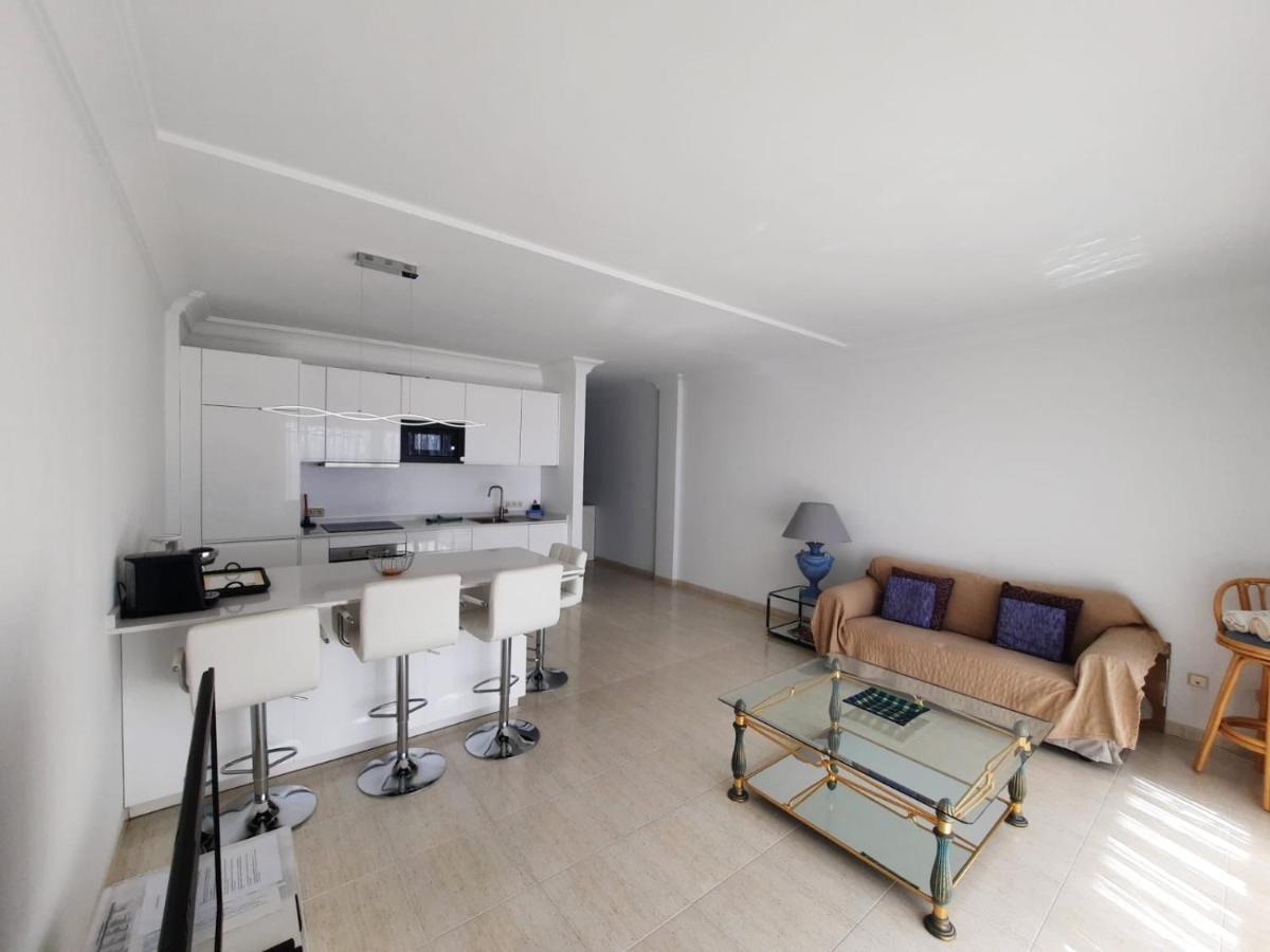 Gaviota Apartment *